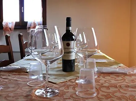 Alojamento de Acomodação e Pequeno-almoço Casale Rialto